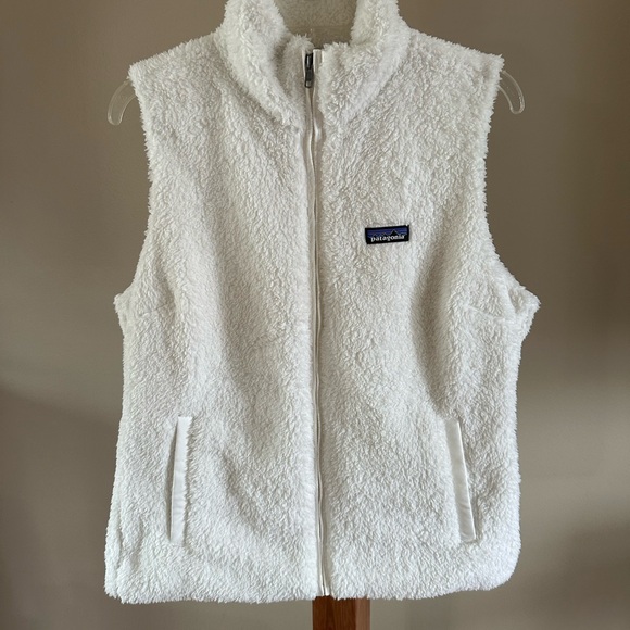 Patagonia Jackets & Blazers - Patagonia Soft White Fleece Vest
